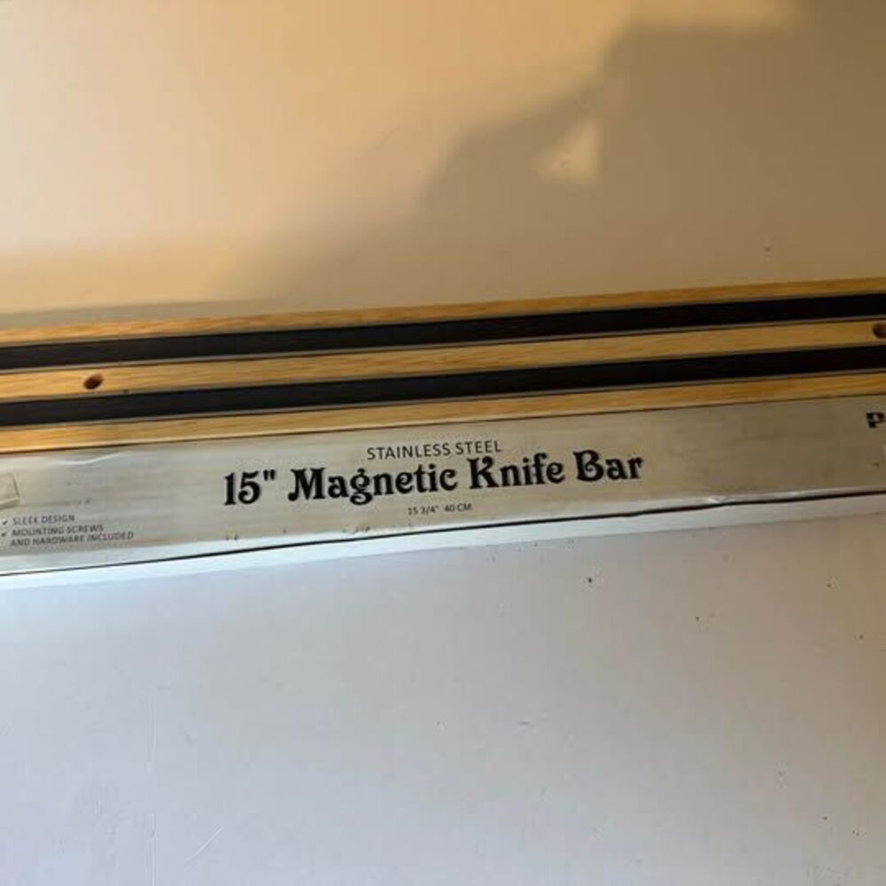 2 magnetic knife bars.PBKAY 15" Magnetic Knife Bar $10 for both